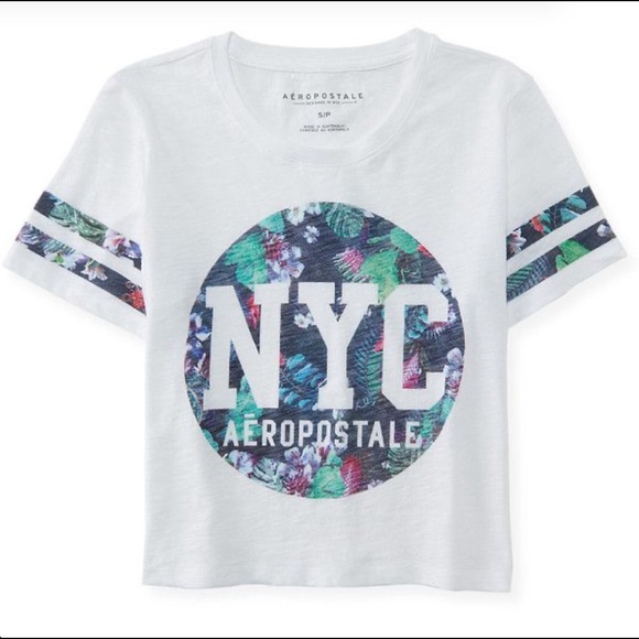 Aeropostale Tops - AEROPOSTALE floral NYC top